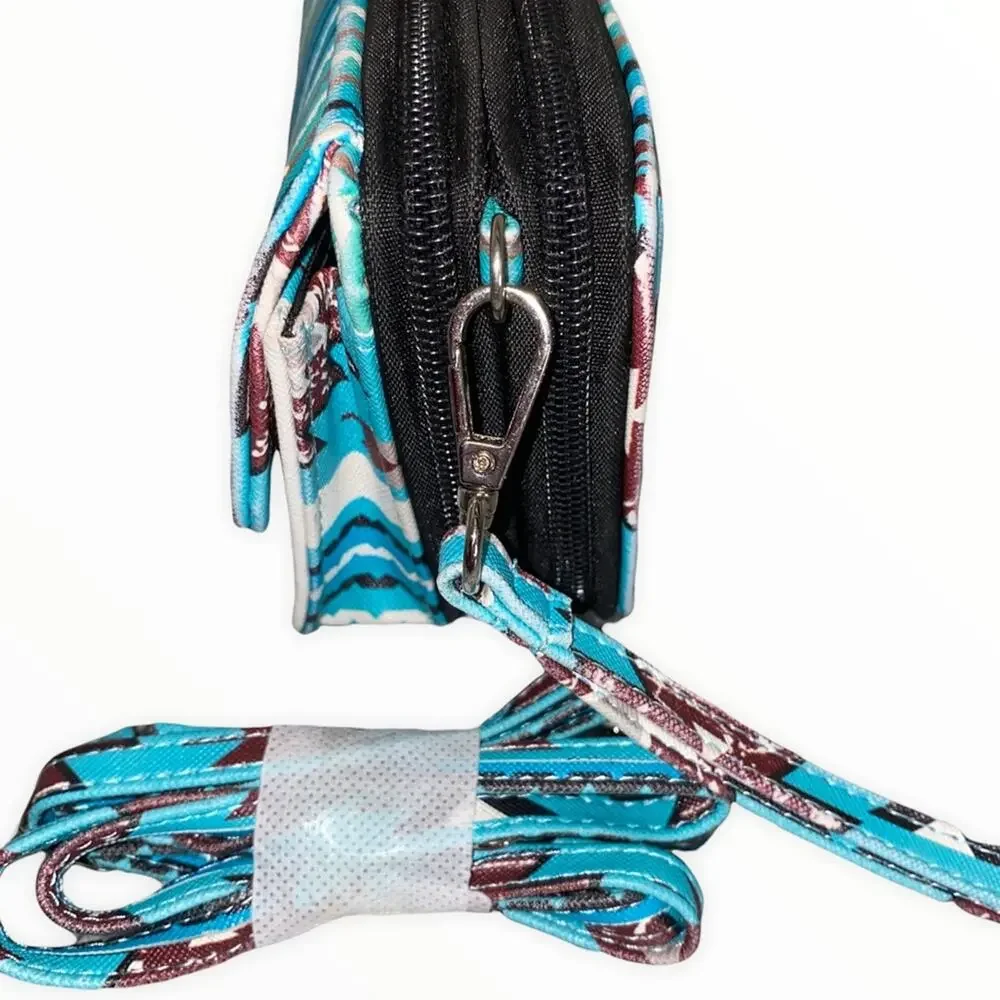 Southwestern Aztec Print Crossbody‎ Wallet Purse NWT Turquoise Wristlet